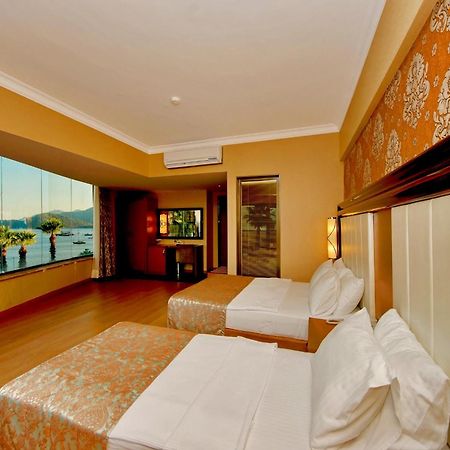 โกลเดน ร็อค บีช Hotel มาร์มาริส ห้อง รูปภาพ