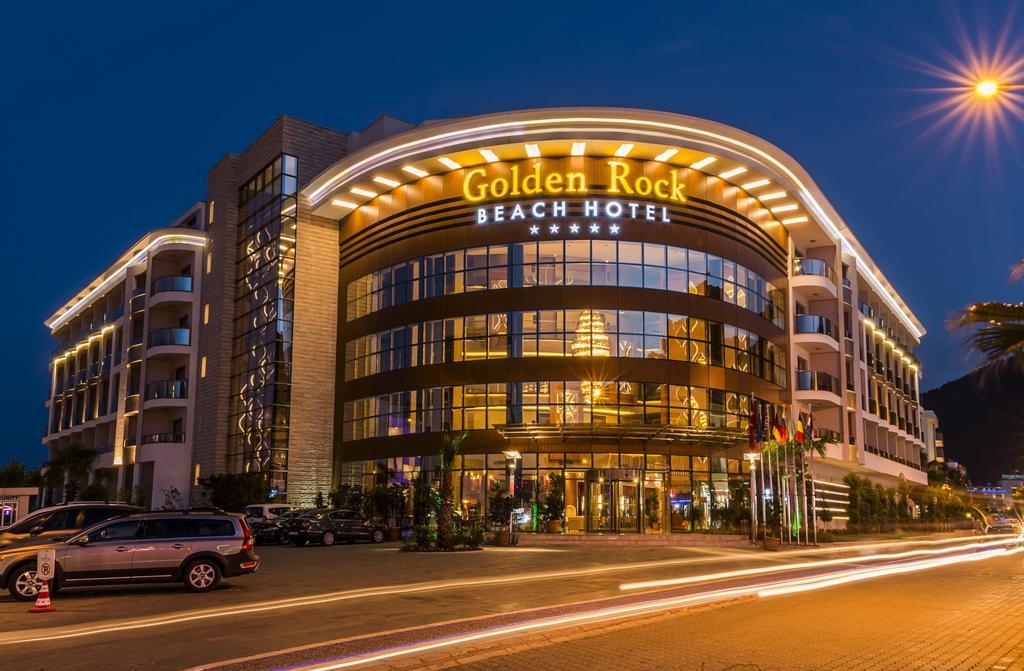 โกลเดน ร็อค บีช Hotel มาร์มาริส ภายนอก รูปภาพ
