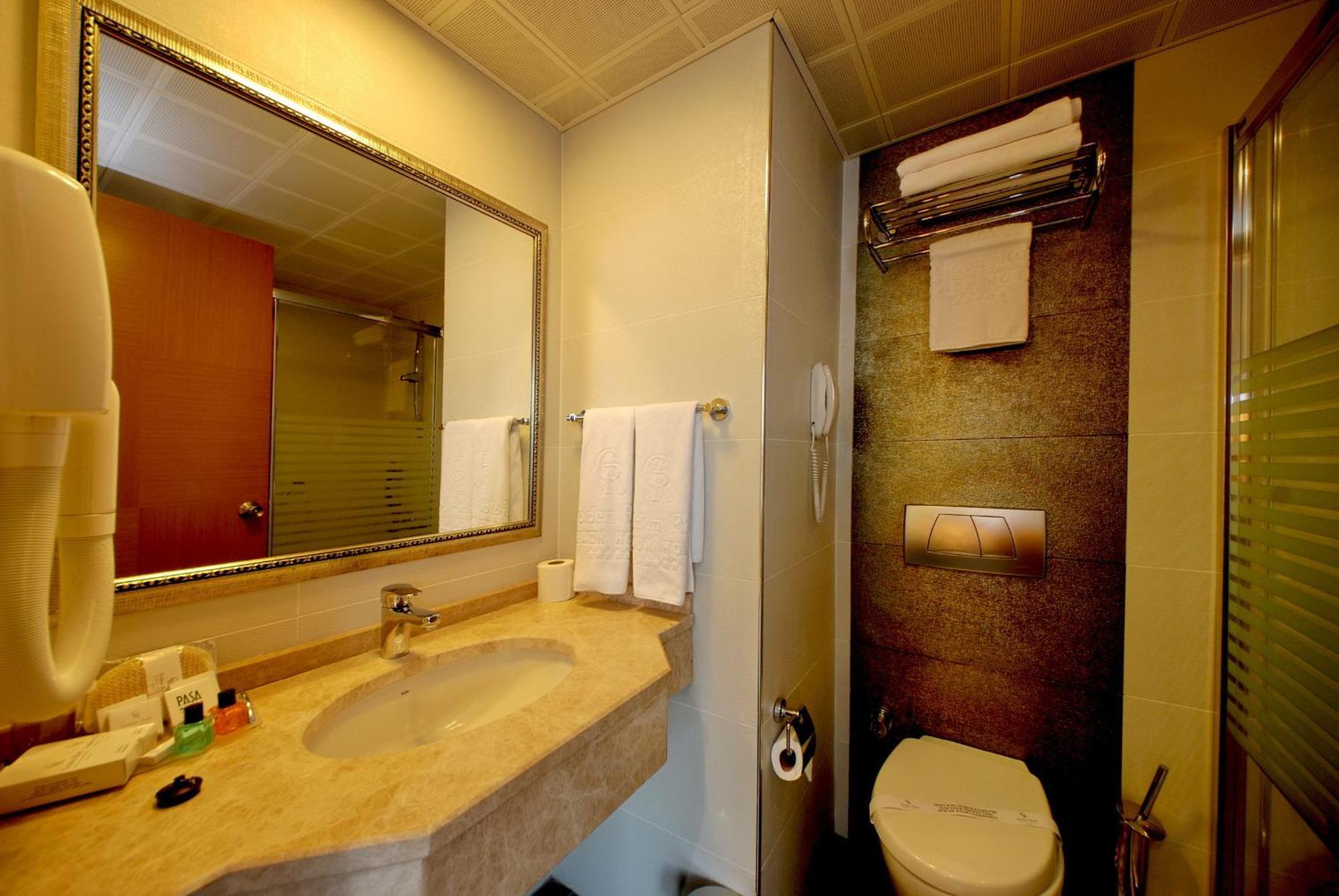 โกลเดน ร็อค บีช Hotel มาร์มาริส ห้อง รูปภาพ