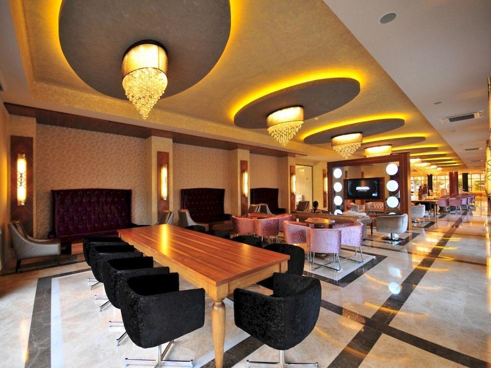 โกลเดน ร็อค บีช Hotel มาร์มาริส ภายนอก รูปภาพ